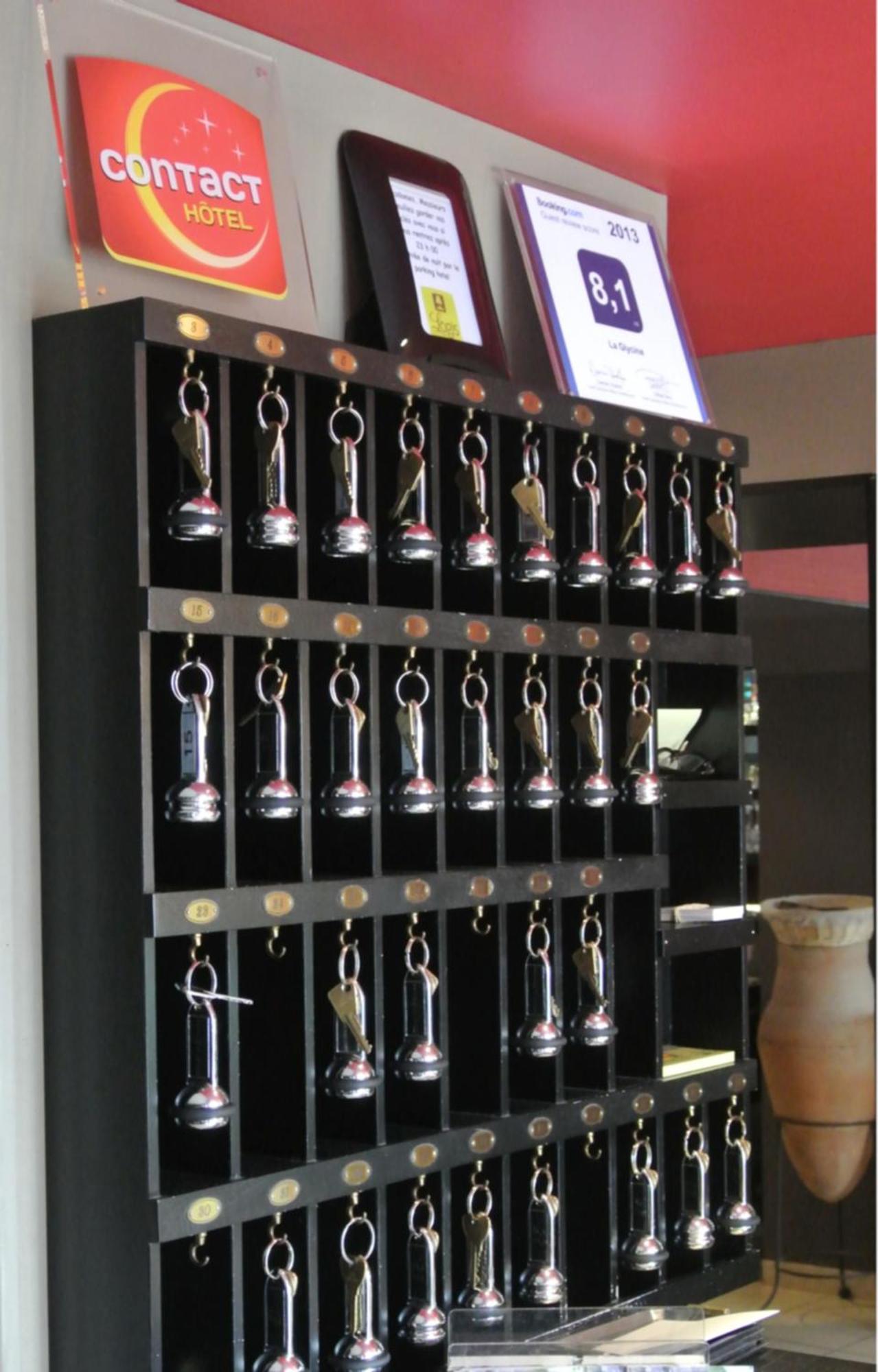 格莱辛酒店 贝诺维尔 外观 照片