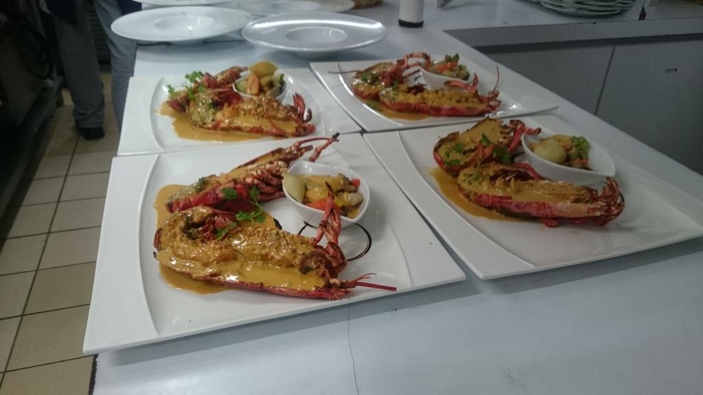 格莱辛酒店 贝诺维尔 外观 照片